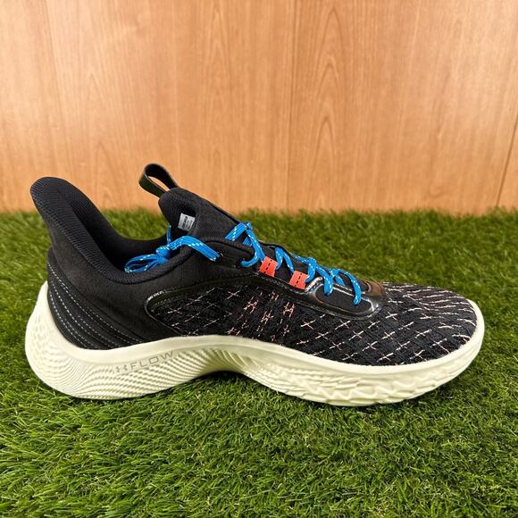 Athletic_Shoes